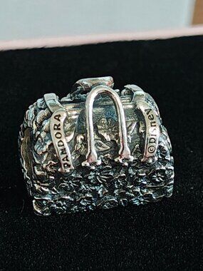 Authentic Pandora Disney Mary Poppins Bag Charm 797506 Retired